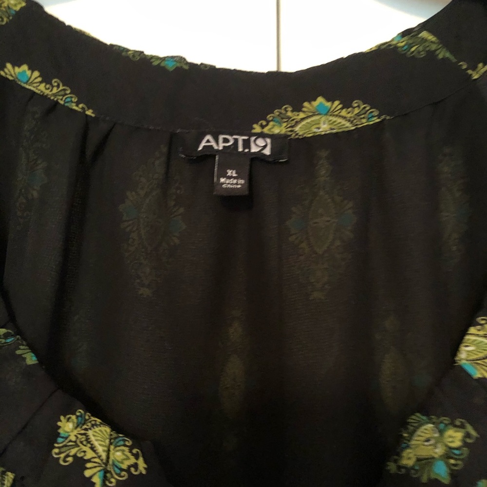Blouse - Picture 2 of 2
